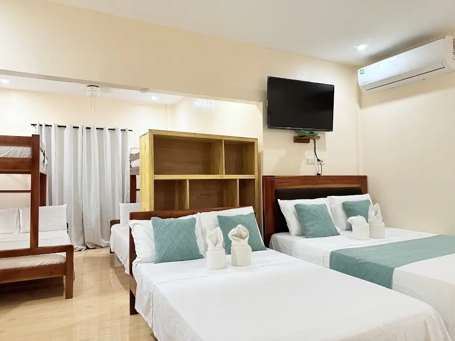 Deluxe Quadruple Room